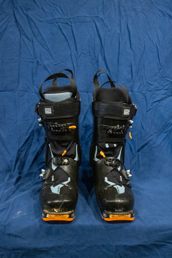 Tecnica Peak 24.5 Ski Boots #35